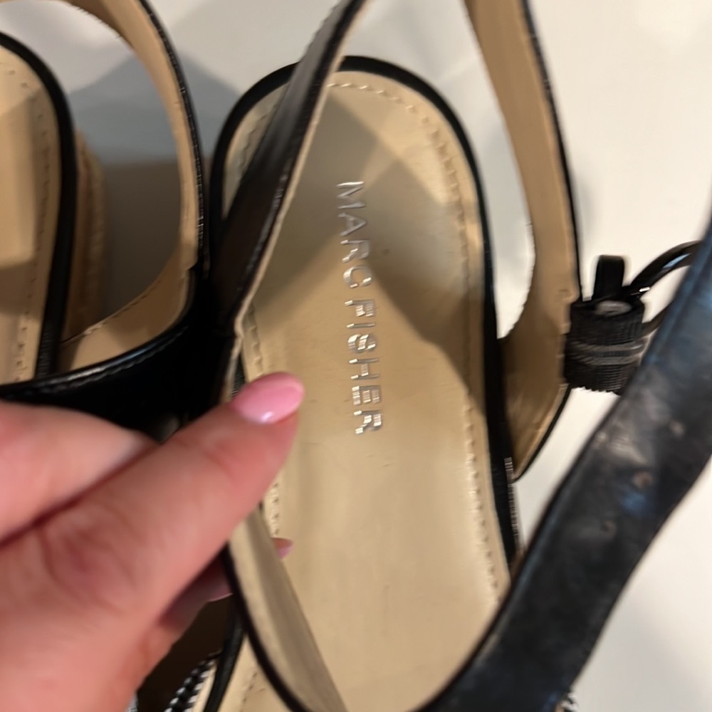 Mark Fisher Flinn Wedge Sandals, Size 7 - Picture 2 of 9